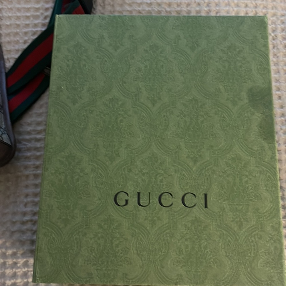 Gucci Mini Bag in Beige and Brown with GG Pattern - Picture 6 of 11